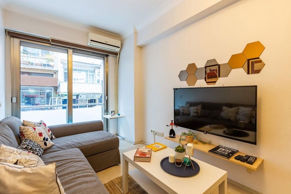 undefined Cozy Flat Near Nisantasi and Trendy Attractions