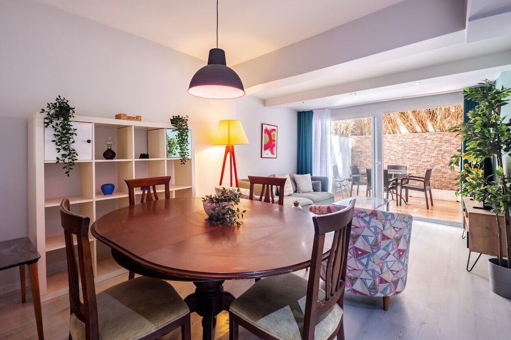 undefined Central Flat Close to Shopping Malls in Sisli