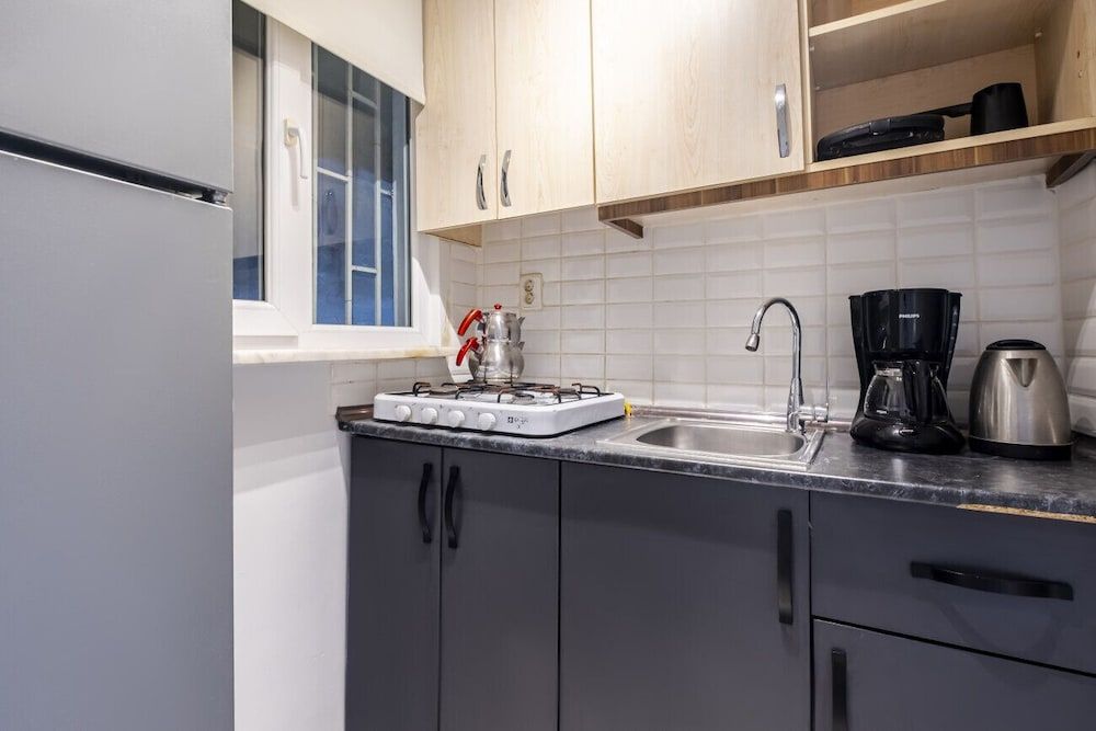 undefined Central Flat Close to Shopping Malls in Sisli 9