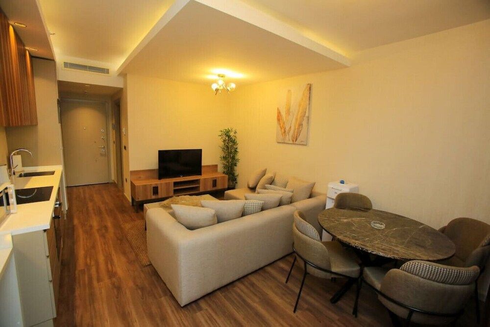 undefined Modern Studio Apartment Near Mall of Istanbul 3
