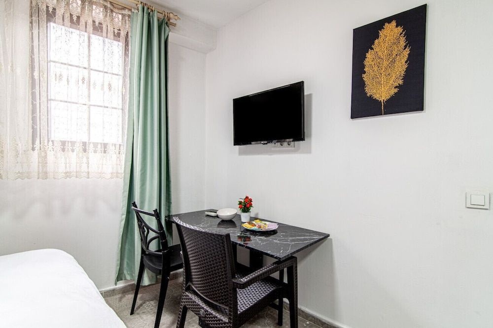 undefined Comfy Studio Flat With Great Location in Beyoglu 6