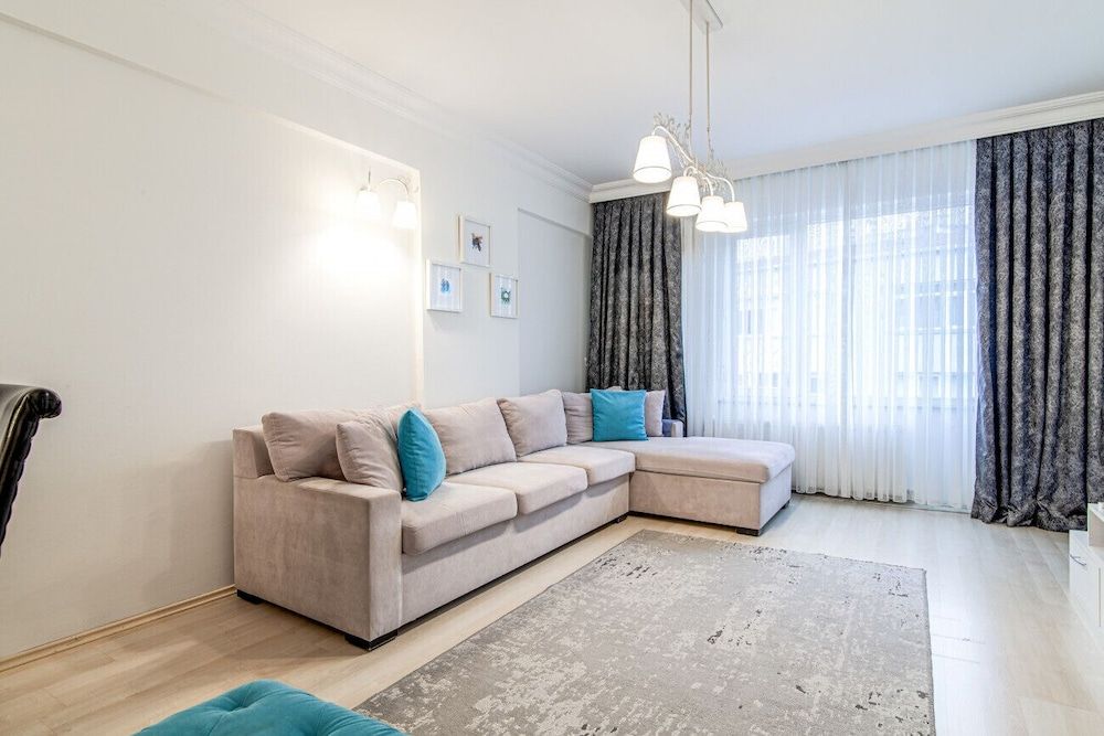 undefined Cozy Flat 650 m to City s Nisantasi Mall 7