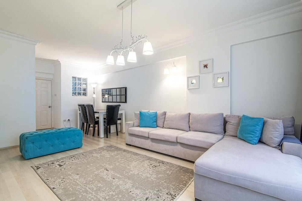 undefined Cozy Flat 650 m to City s Nisantasi Mall