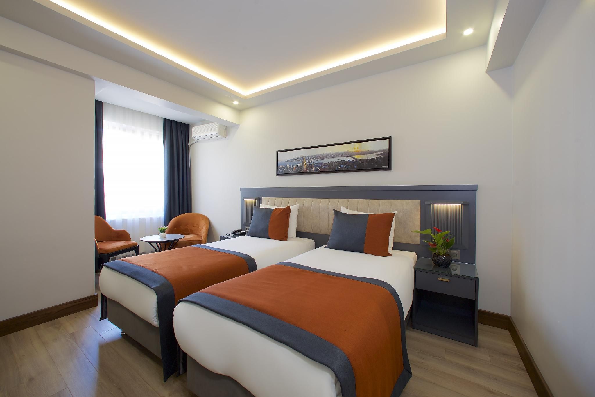 undefined Eyfel Hotel 8