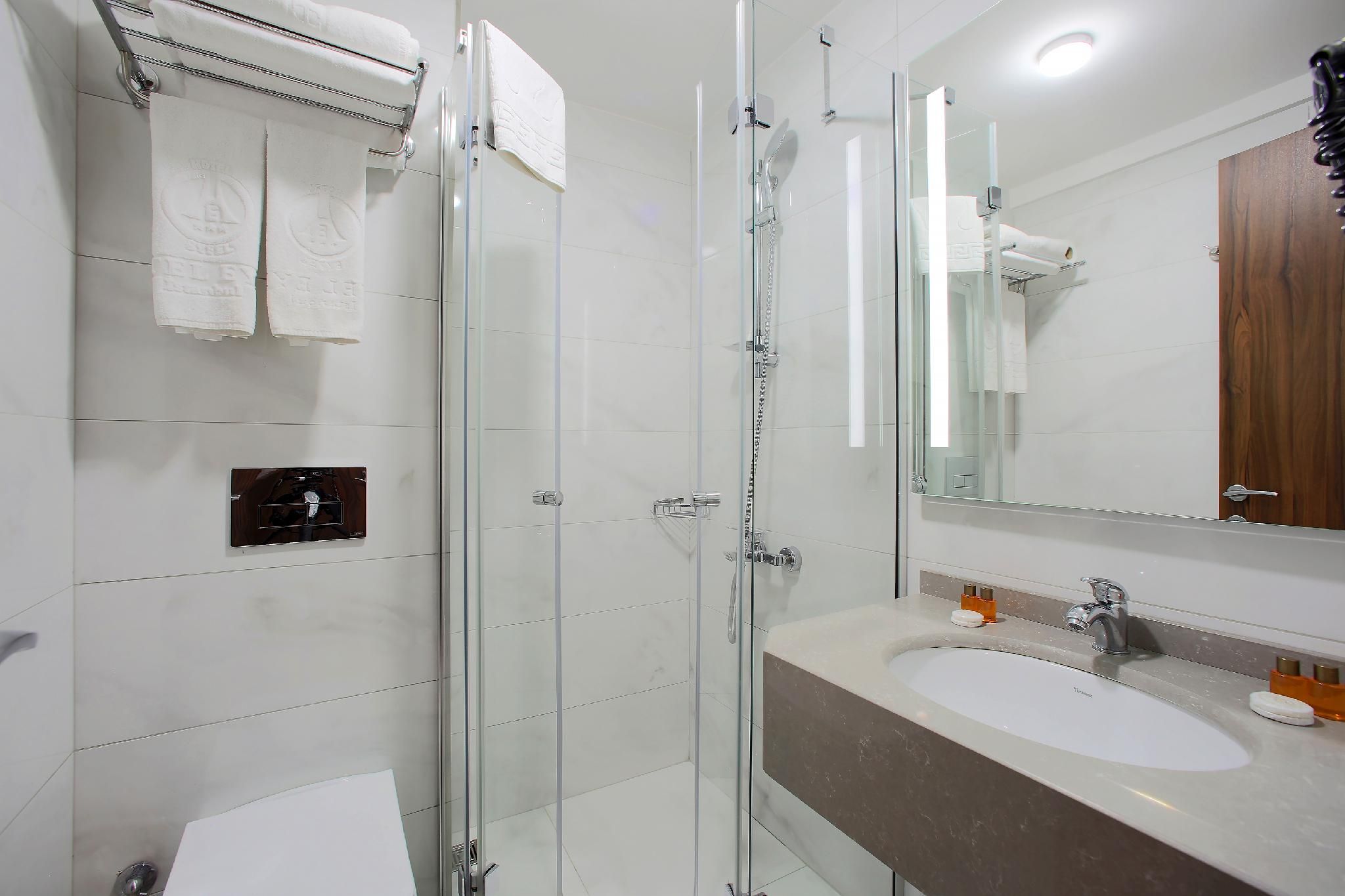 undefined Eyfel Hotel 6