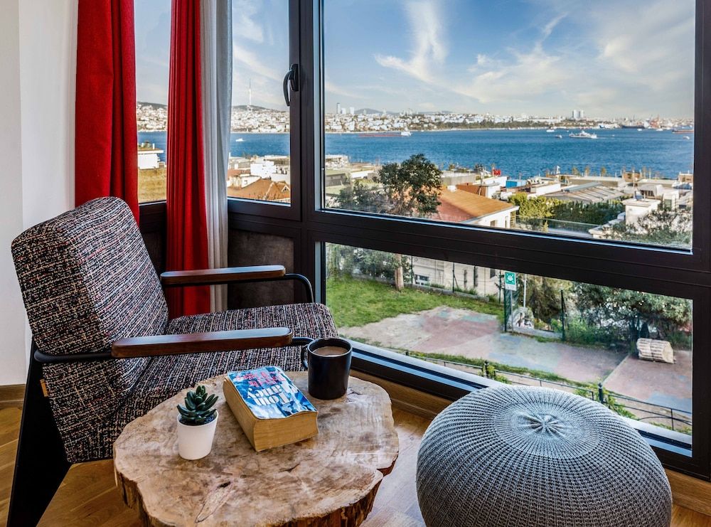 Monnas Bosphorus Superior Condo, Multiple Beds, Sea View 9