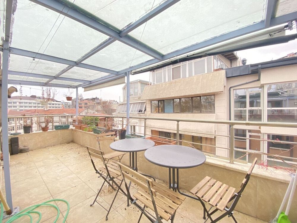 undefined Distinguished Flat 650 m to Galata Tower
