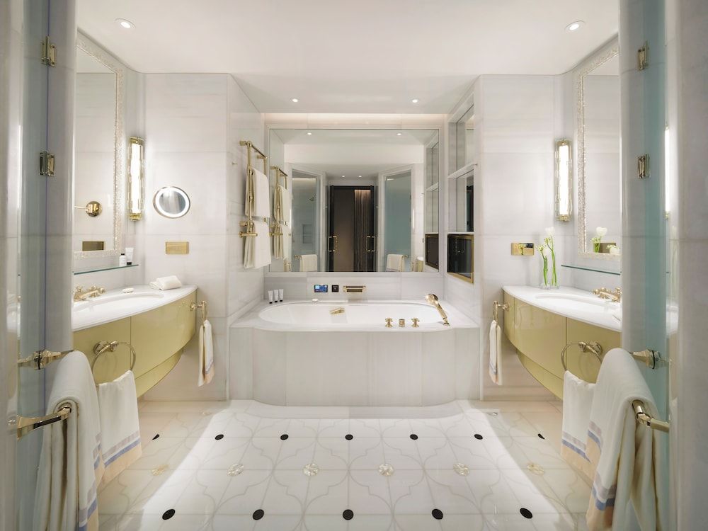 undefined The Peninsula Istanbul 8