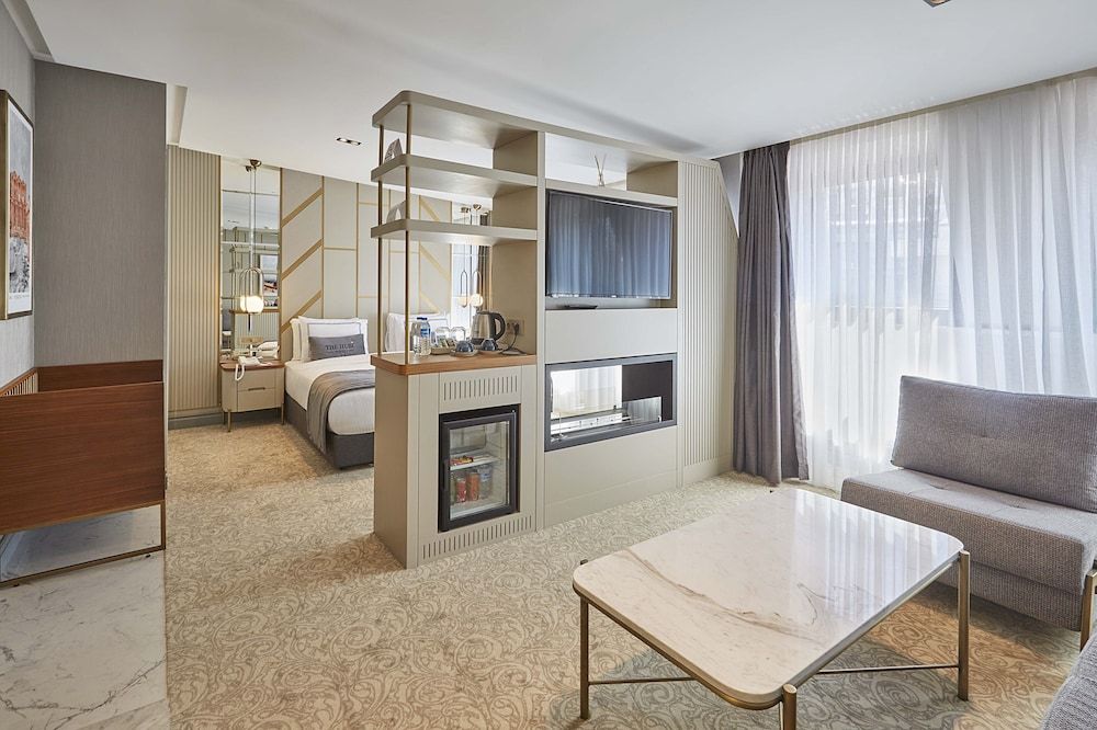 undefined The Hubi Hotel 2