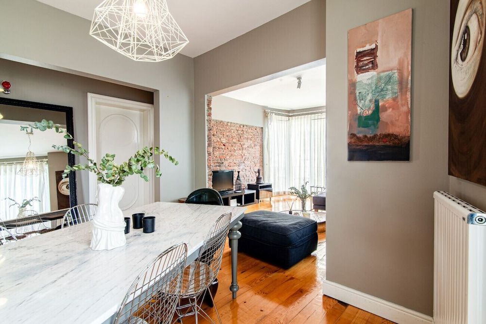 undefined Modern Apartment With Stylish Interior in Beyoglu 8