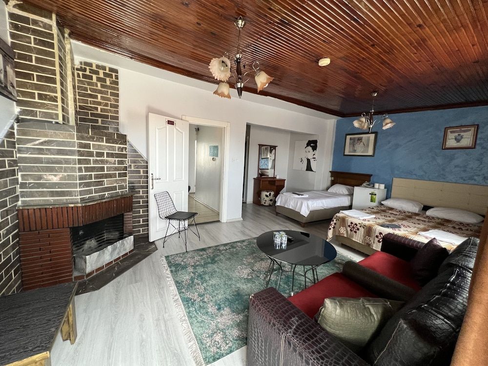 undefined Lifeinn Hotel 5