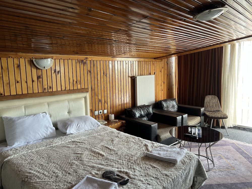 undefined Lifeinn Hotel 6