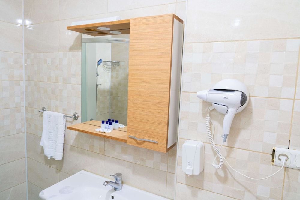 Heraldic Room Hotel Standard Room 4