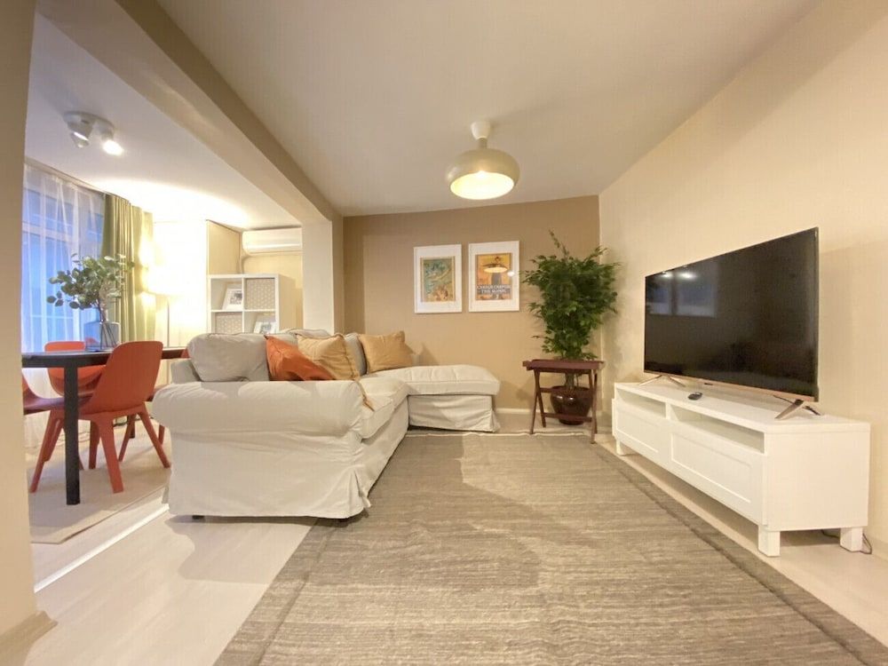 Charming and Central Flat Near Macka Park Apartment 19