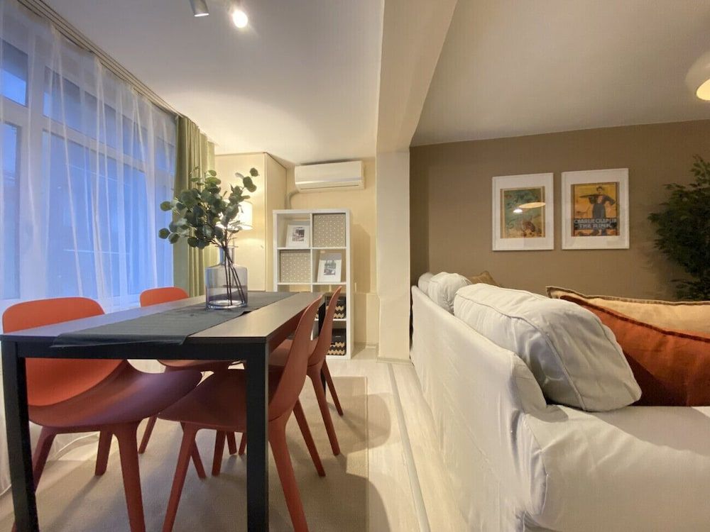 Charming and Central Flat Near Macka Park Apartment 5