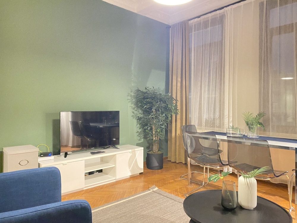 Sleek Flat With Central Location in Beyoglu Apartment 35