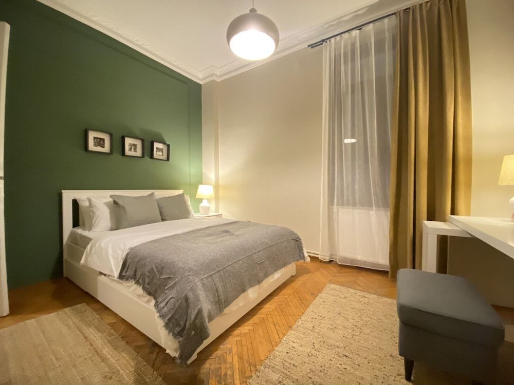 Sleek Flat With Central Location in Beyoglu Apartment 13