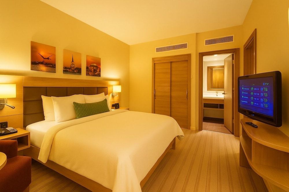 King Suite with Sea View