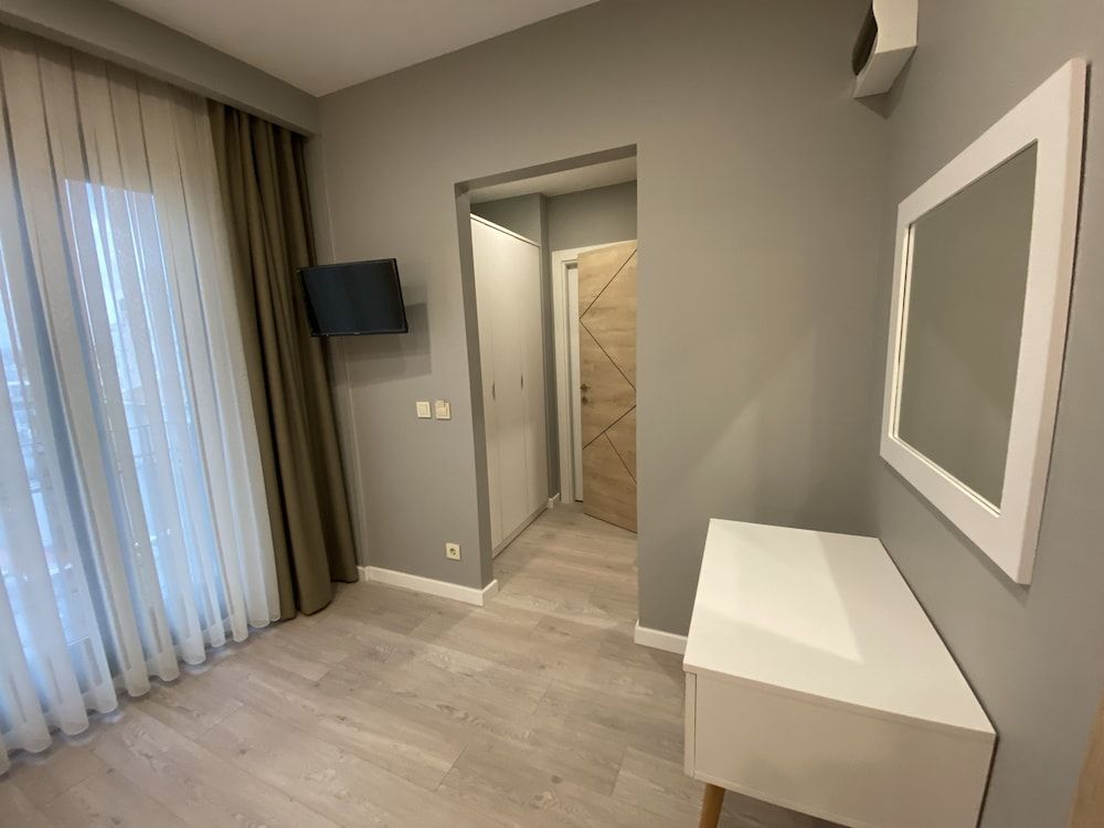 Li Hotel Pera Superior Double Room 3