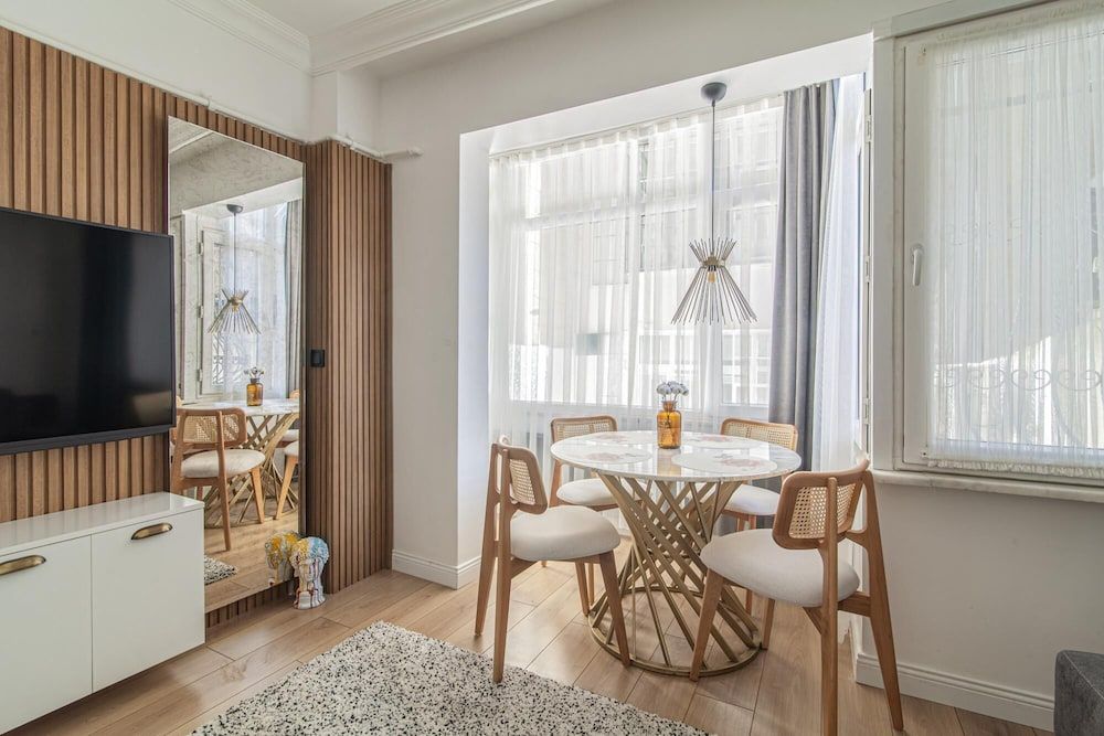 undefined Colorful Flat Near Cevahir Mall and Sisli Metro 7