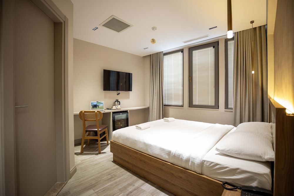 undefined 21 Rooms Hotel 8