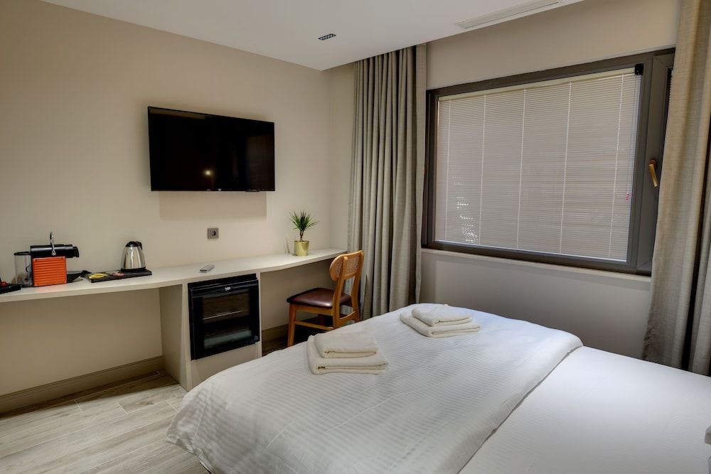undefined 21 Rooms Hotel 6