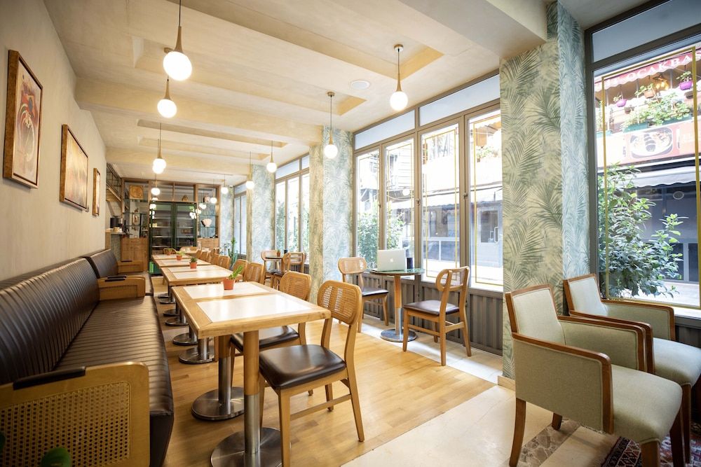 undefined 21 Rooms Hotel