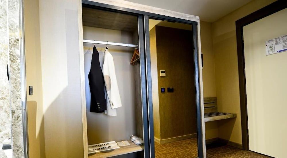 Empire Hotel İstanbul Standard Double Room 7