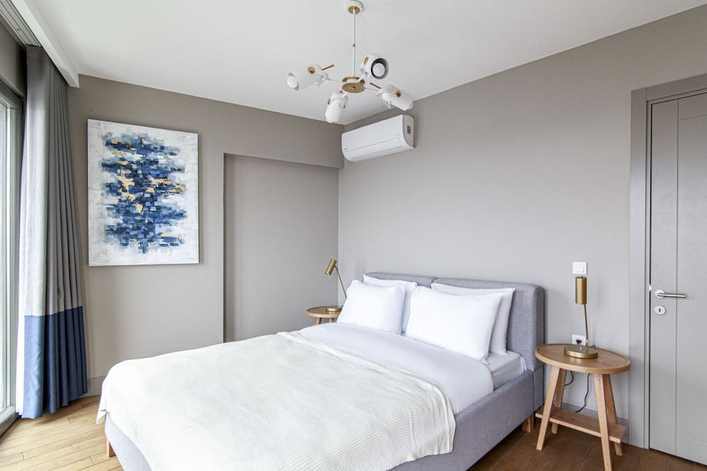 undefined Flat With Panoramic Bosphorus View in Cihangir 3