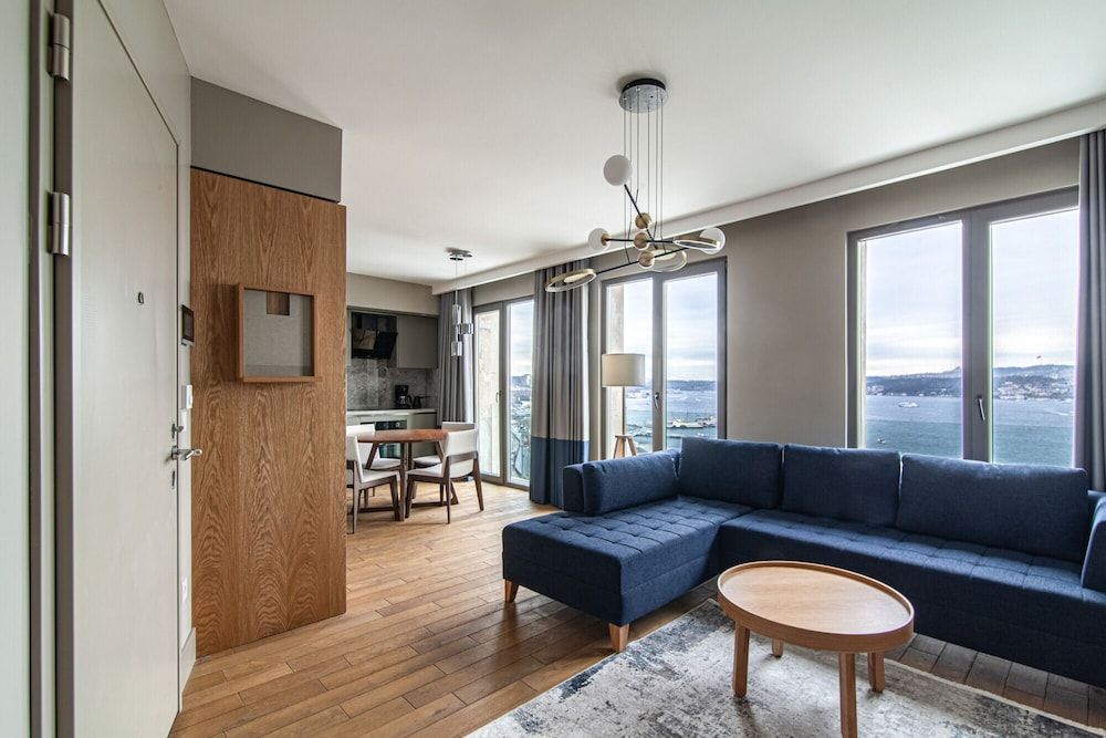 undefined Flat With Panoramic Bosphorus View in Cihangir