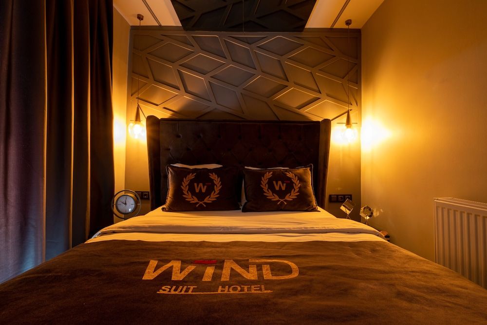 undefined Wind Suit 9