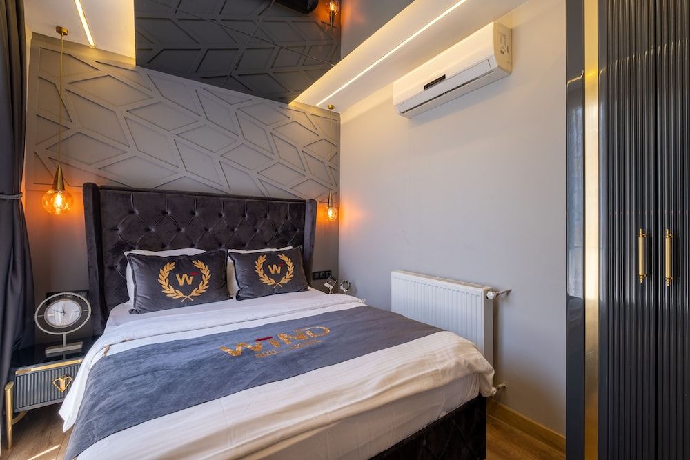 undefined Wind Suit 8