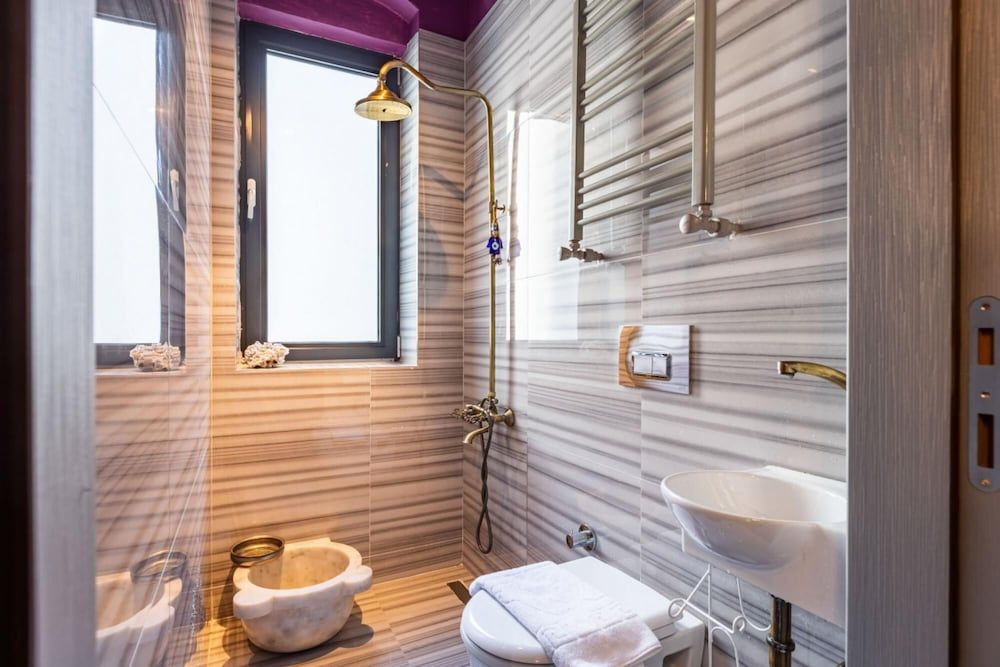 undefined Historical Flat With Turkish Hammam 4