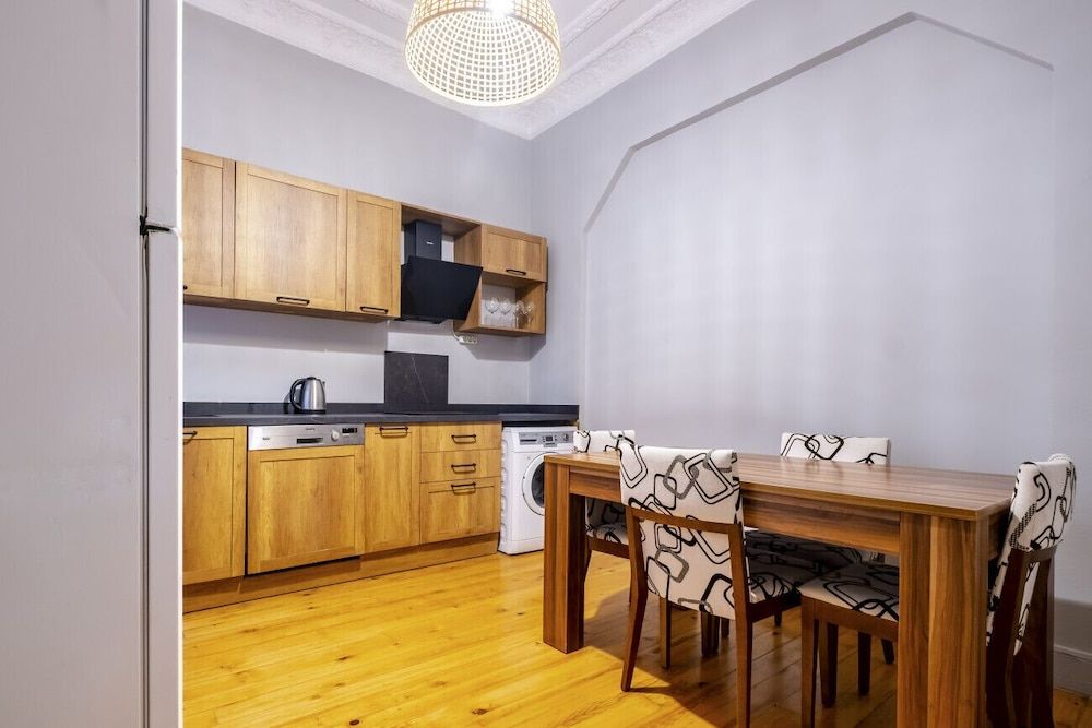 undefined Refreshing and Central Apartment in Beyoglu 3