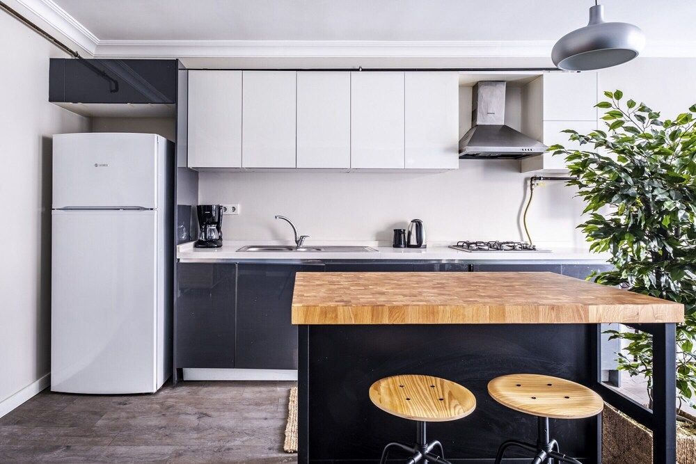 undefined Central Flat With Sleek Interior in Sisli 4