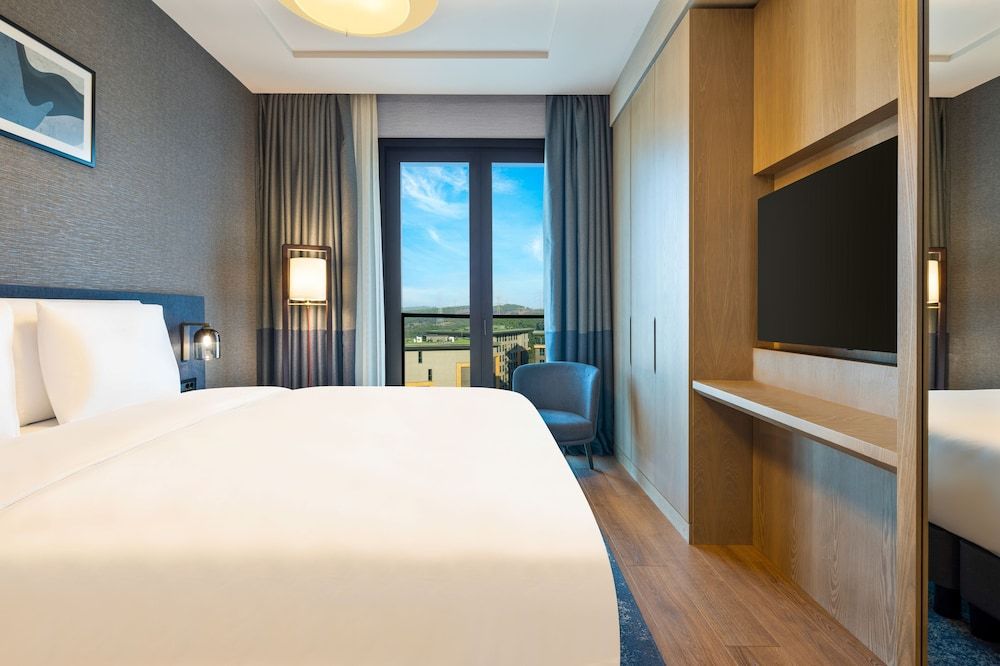 undefined Mövenpick Living Istanbul Camlivadi 10