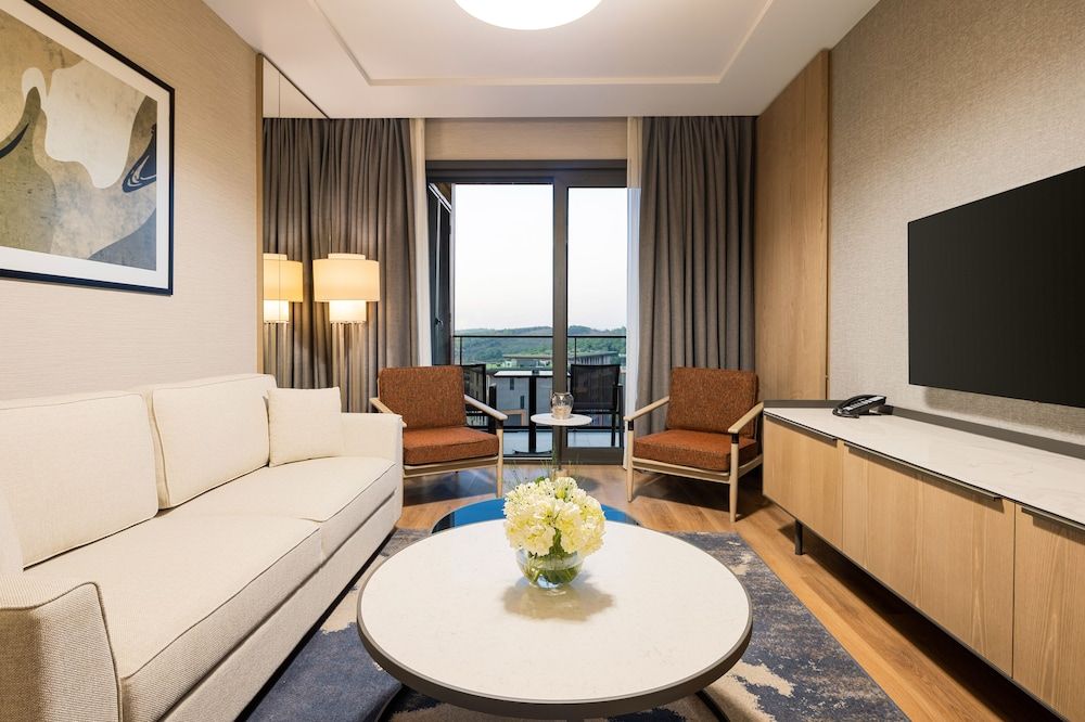 Mövenpick Living Istanbul Camlivadi Superior Apartment, 1 Bedroom 9