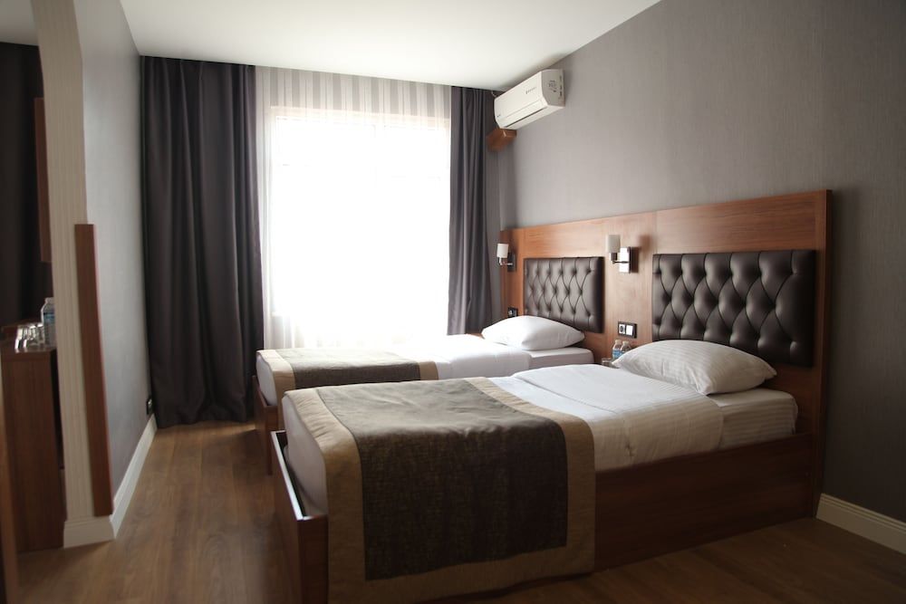 Turizoom Beach Resort Kumburgaz Standard Twin Room 3