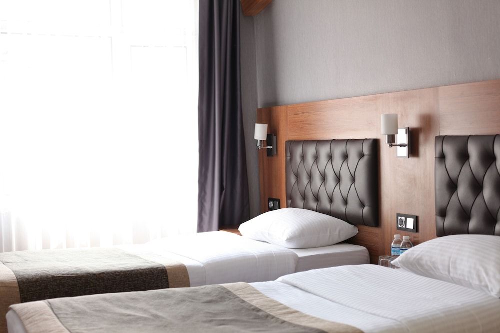 Turizoom Beach Resort Kumburgaz Standard Twin Room 2