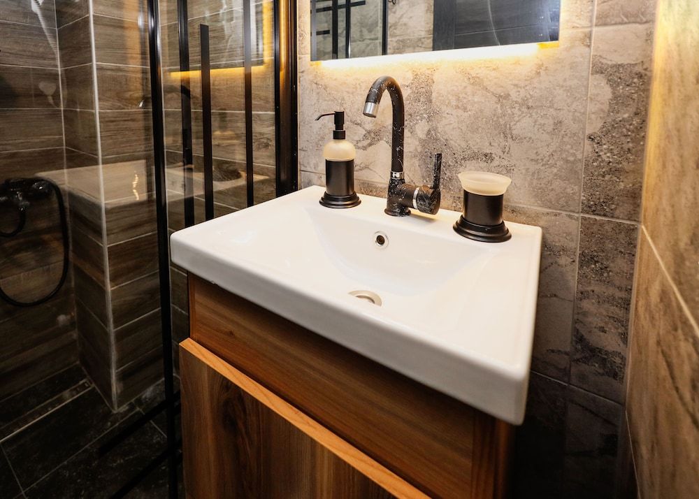 Galata Masterpiece Hotel Economy Double Room 3