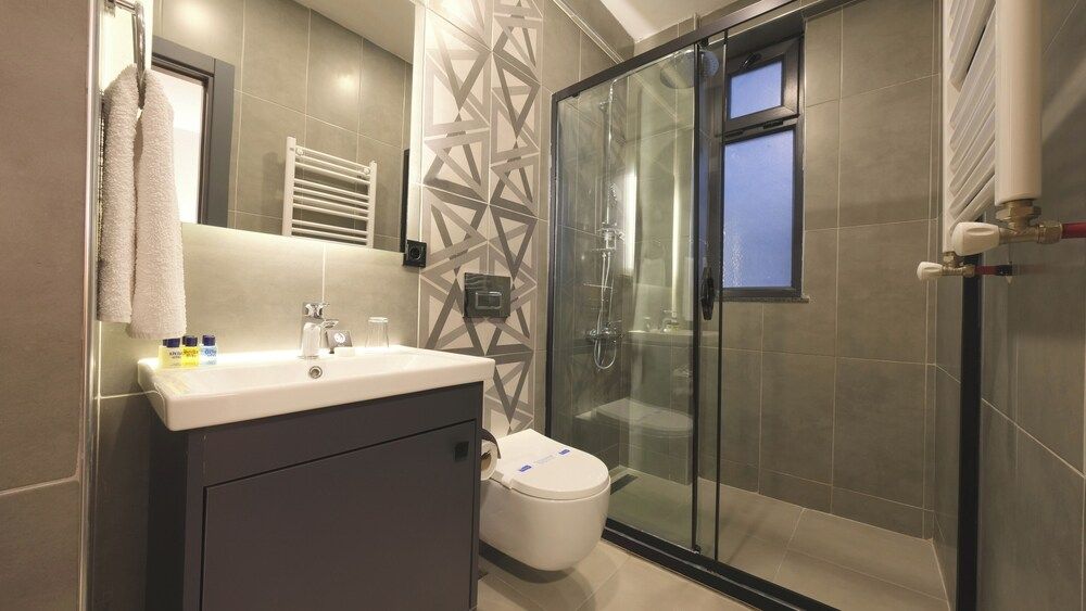 Sirius Otel Istanbul Standard Twin Room 3