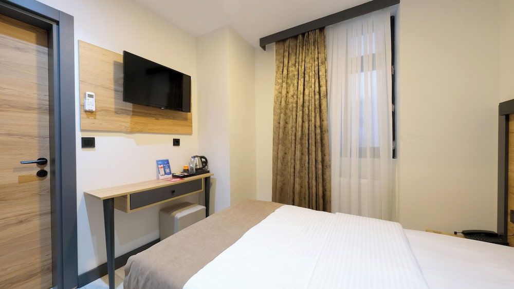Economy Single Room