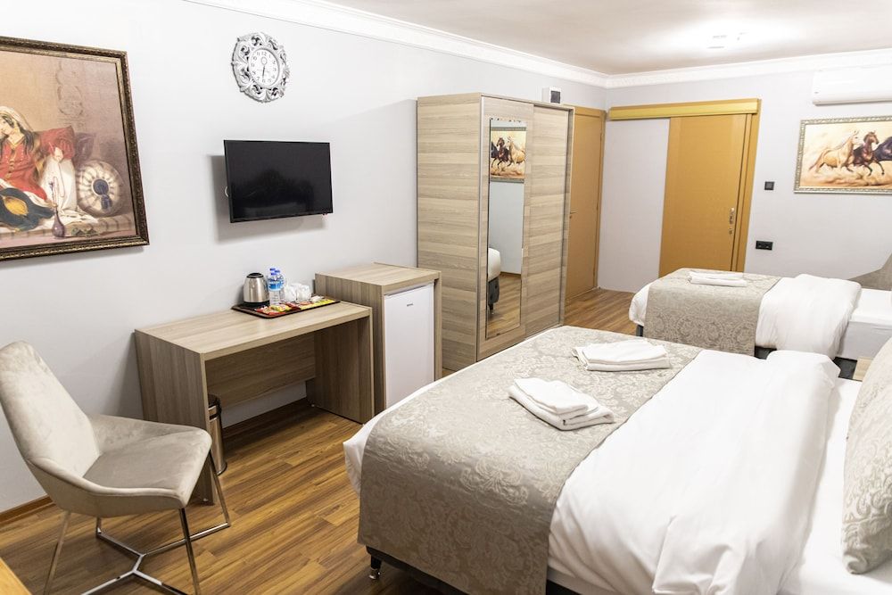 My World Otel Carsi Standard Triple Room 4