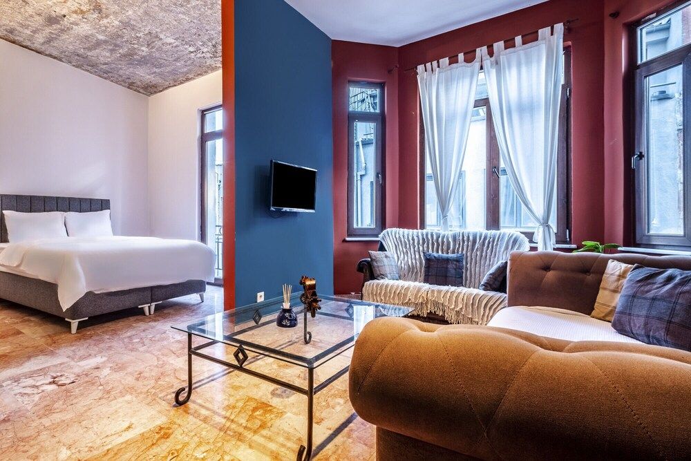 undefined Dreamy Flat With Excellent Location in Beyoglu 7