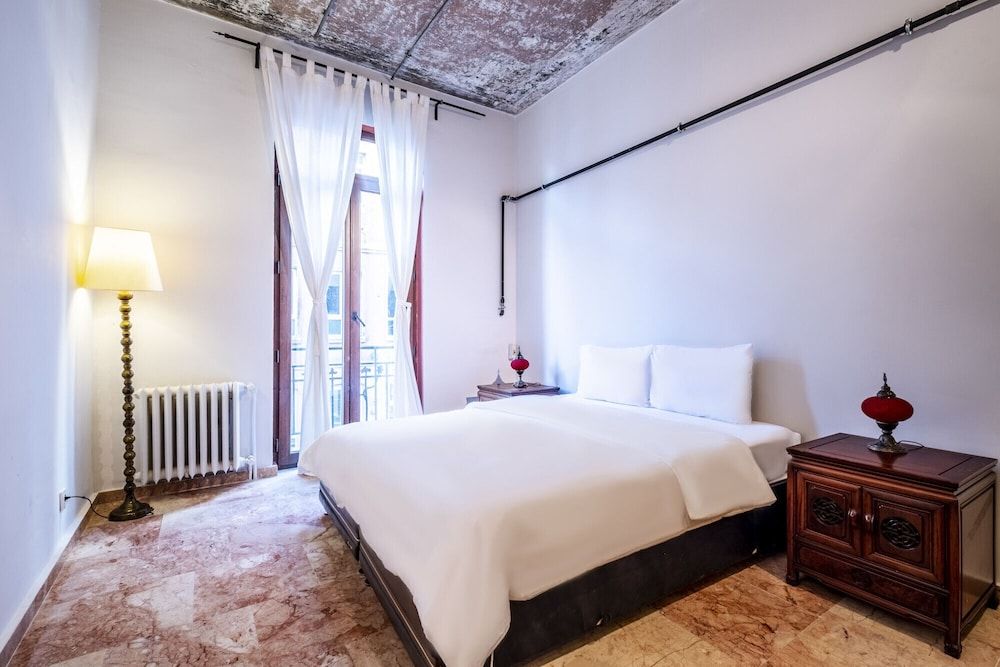 undefined Dreamy Flat With Excellent Location in Beyoglu 2