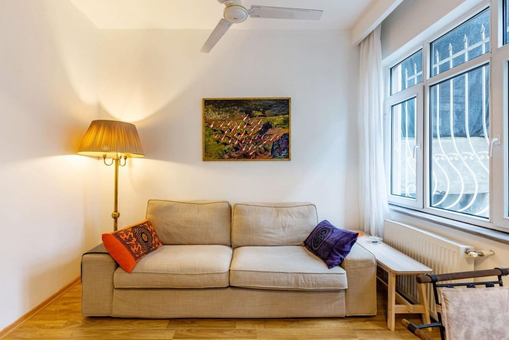 undefined Vibrant Flat in Cihangir With Central Location 4