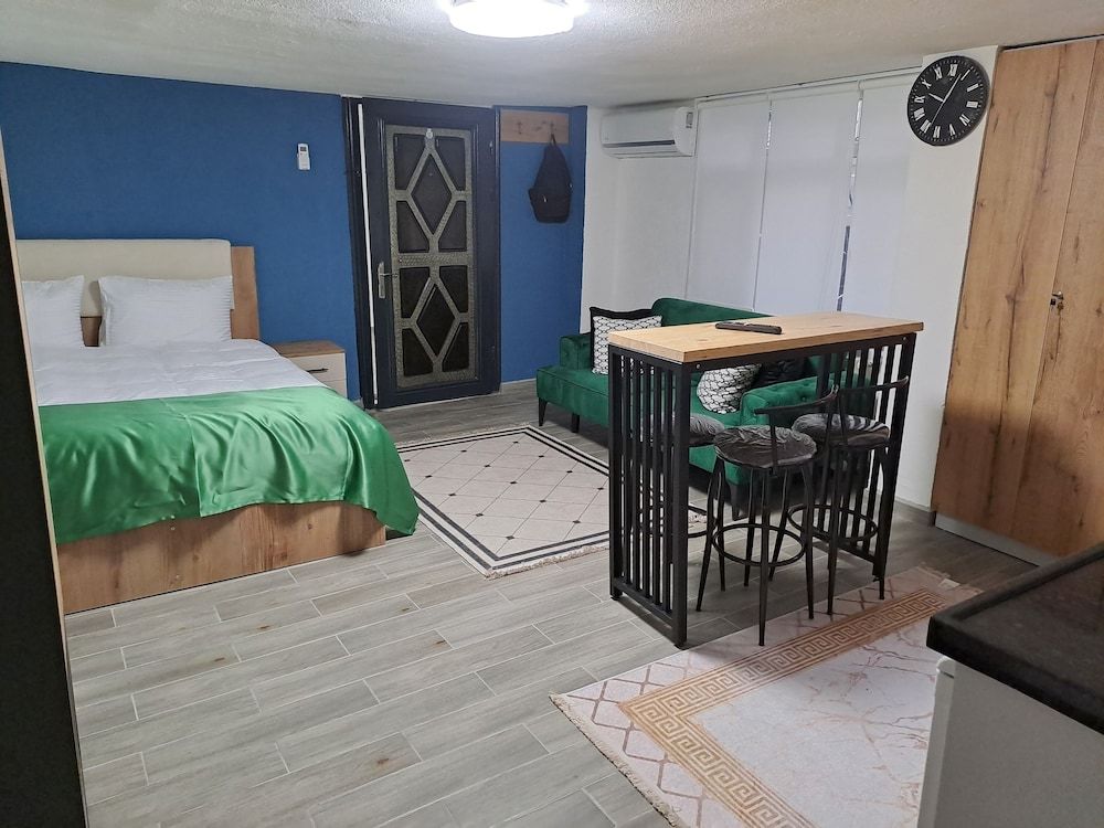 undefined Taksim Nida Flats 5