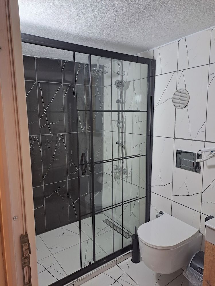 Taksim Nida Flats Economy Apartment 7