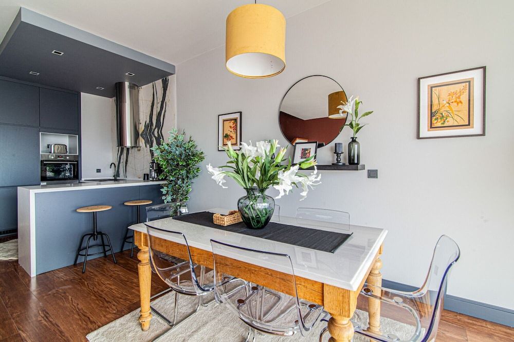 undefined Centrally Located Flat With Balcony in Beyoglu 2