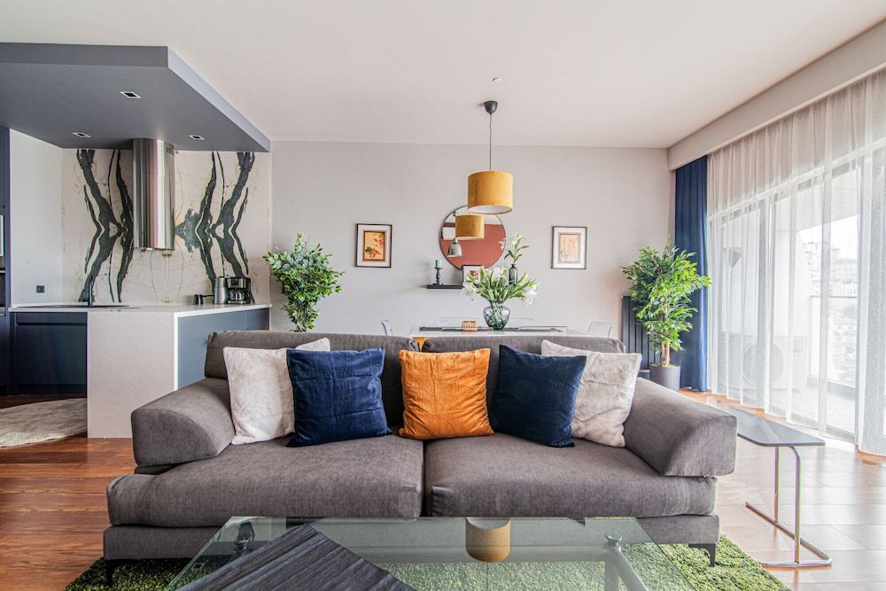 undefined Centrally Located Flat With Balcony in Beyoglu 6